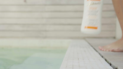 Carotonic Extreme Glow Renewing Body Lotion - Image 8